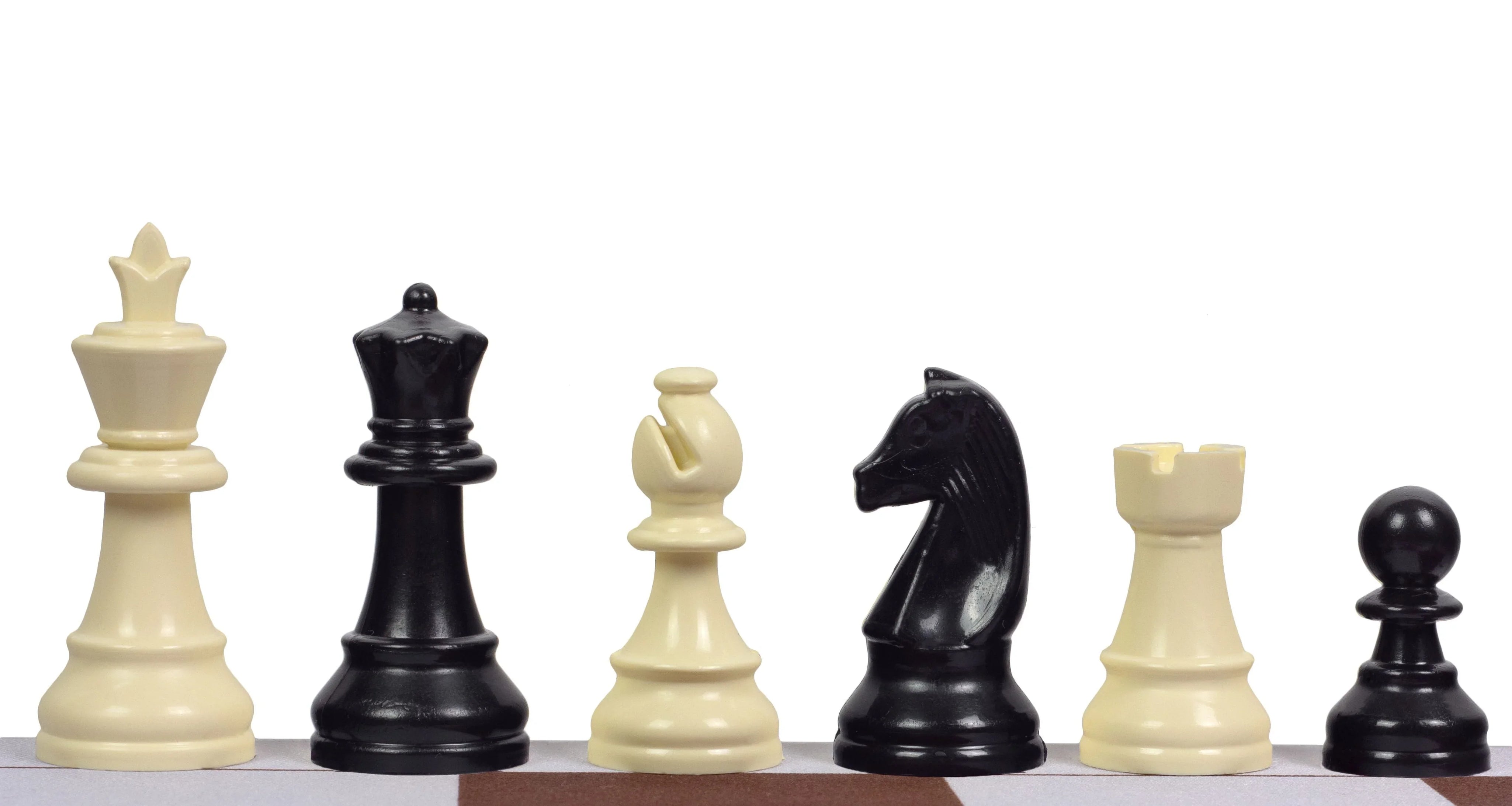 Schachfiguren aus Kunststoff