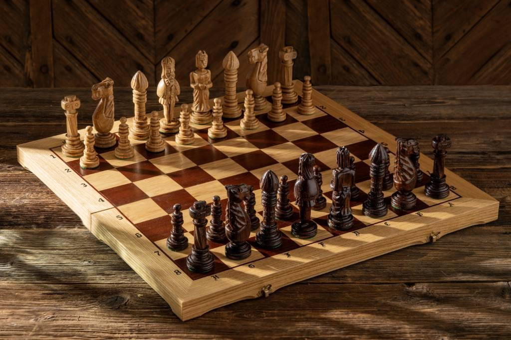 Holzschach & Turnierschach – Hochwertige Schachsets für Zuhause und Turnier
