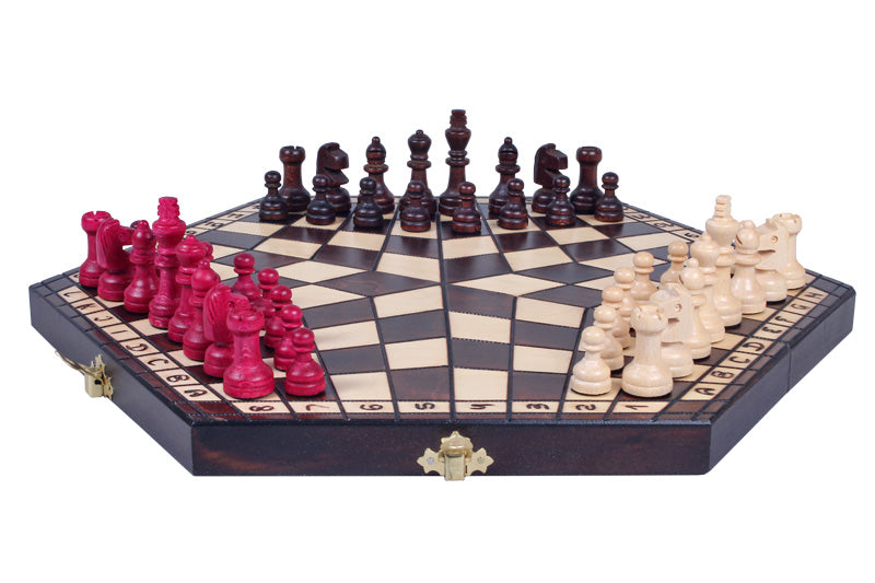 1_CH163_Three_players_medium_8a146ba1-db52-4051-a3c4-08fbdd8c4f37.jpg