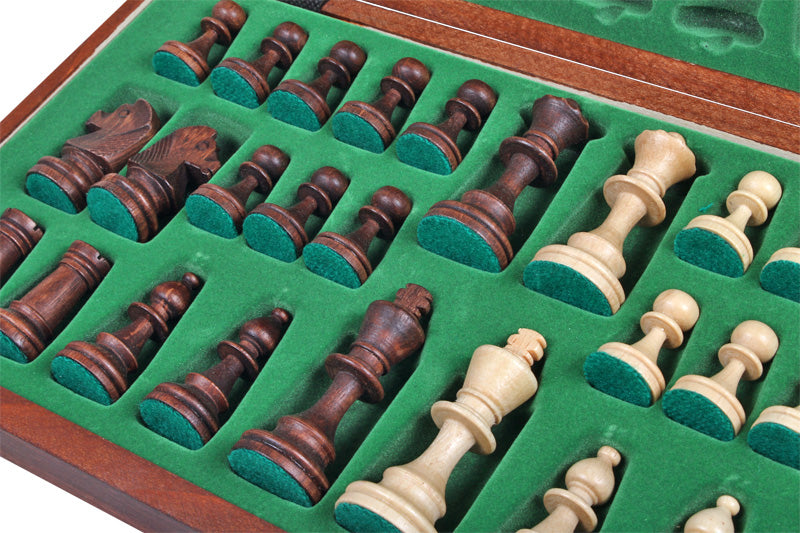 Holzschachspiel „Berlin“ Nr. 4 (42 × 42 cm) mit gewichteten Figuren - Holzschachspiel „Berlin“ Nr. 4 (42 × 42 cm) mit gewichteten Figuren