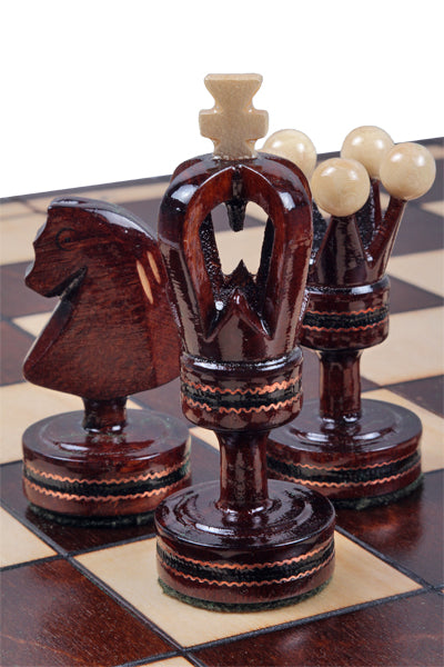 ROYAL Schachspiel mit eingelegten Figuren (49 × 49 cm) - ROYAL Schachspiel mit eingelegten Figuren (49 × 49 cm)