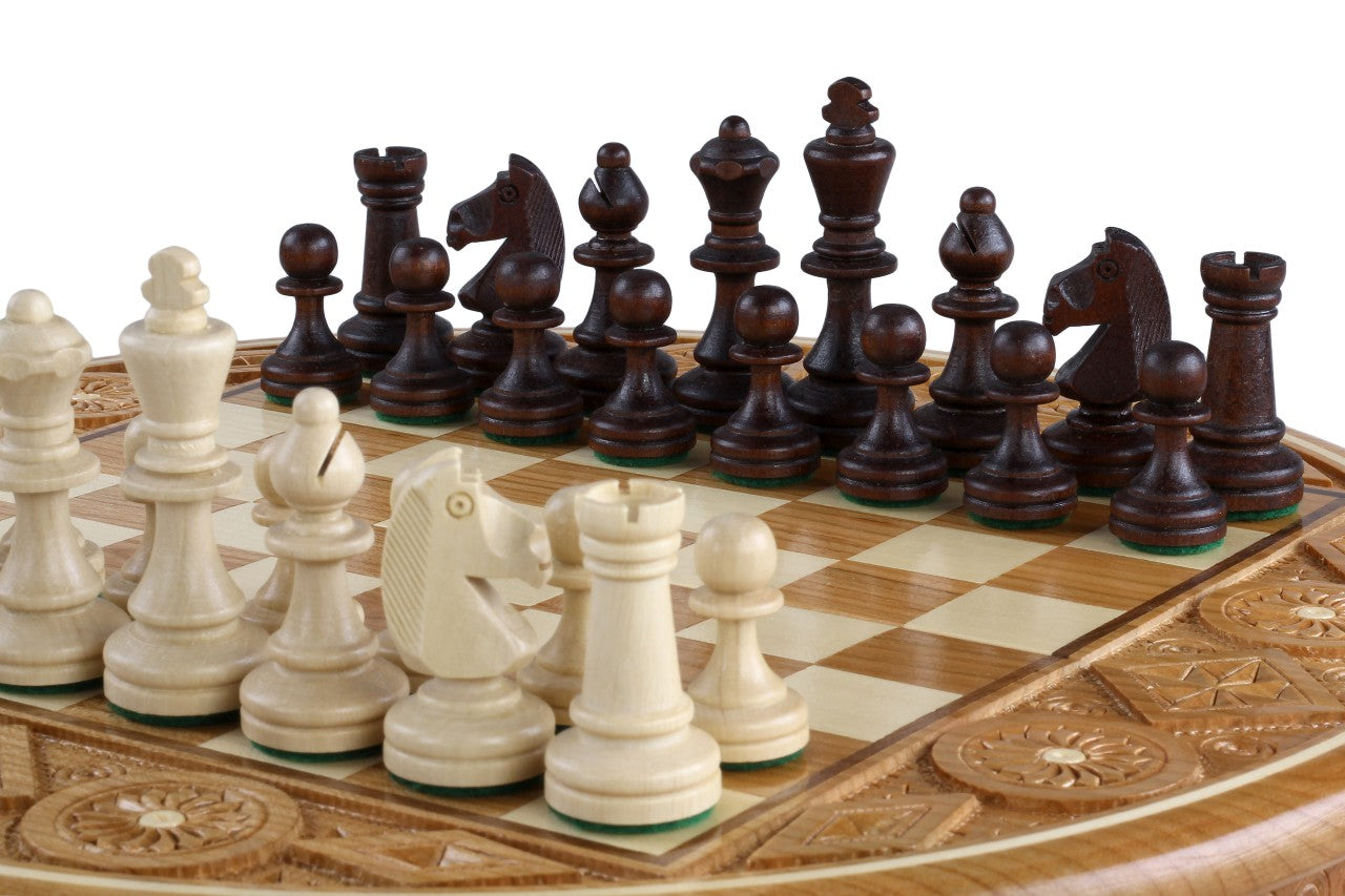 Chess Rubin - handgeschnitztes rundes Schachspiel aus Holz (33 cm) - Chess Rubin - handgeschnitztes rundes Schachspiel aus Holz (33 cm)