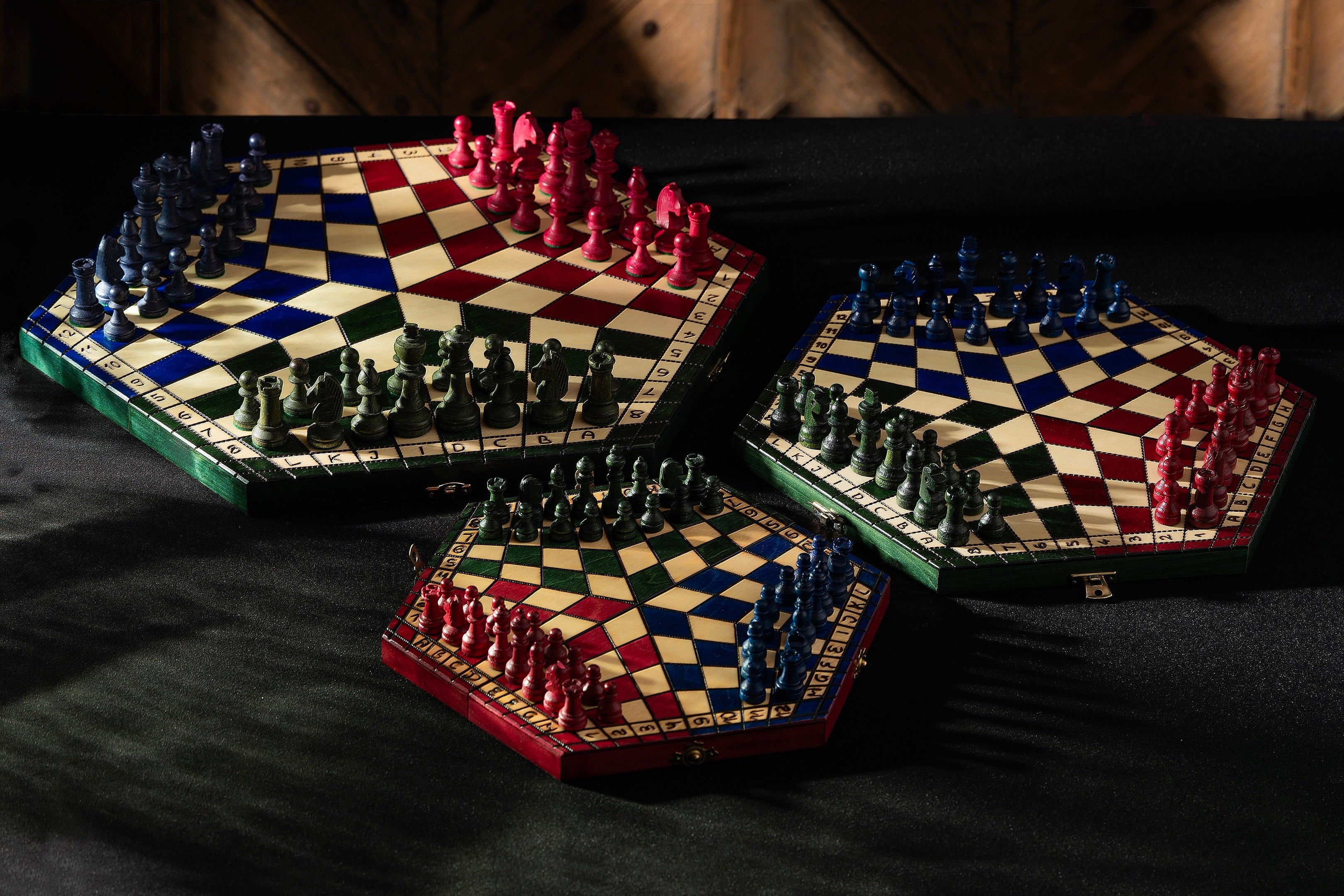 Drei-Spieler-Schach - mittel (Trikolore) - Drei-Spieler-Schach - mittel (Trikolore)
