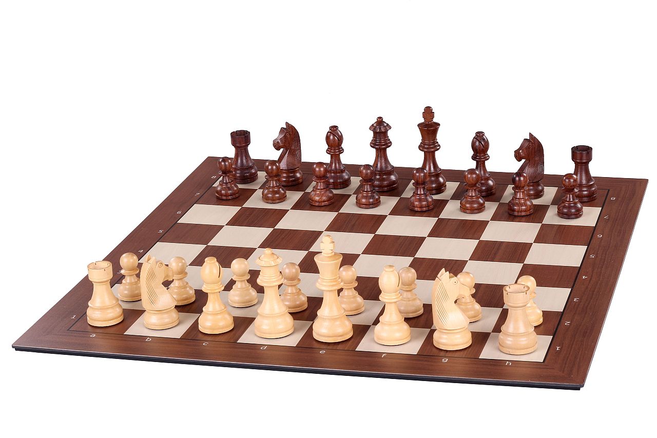 DGT SMART elektronisches Schachspiel - Schachbrett + zeitlose Schachfiguren aus Holz - DGT SMART elektronisches Schachspiel - Schachbrett + zeitlose Schachfiguren aus Holz