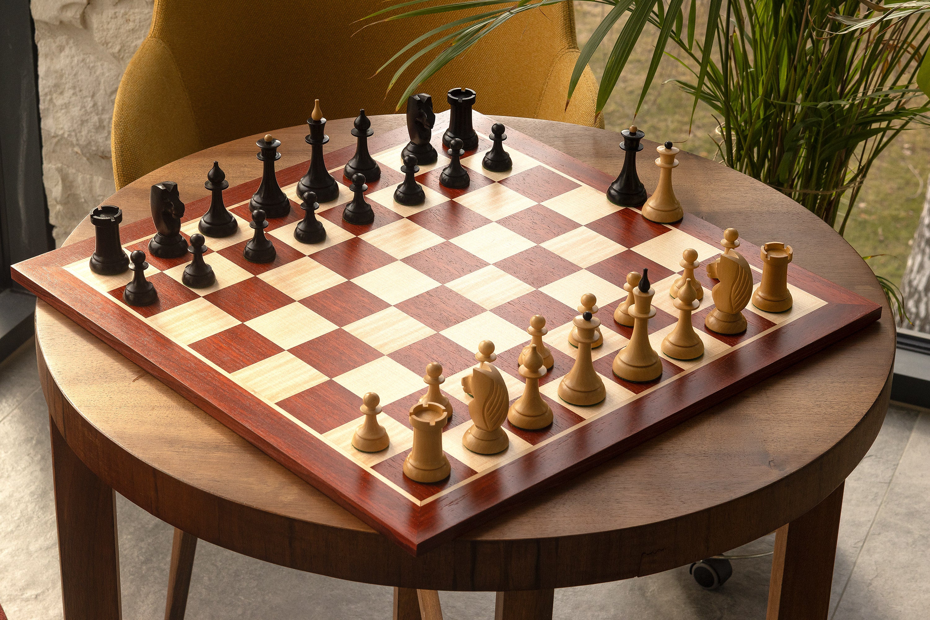 Queen's Gambit Schachfiguren 1957 Ebenholz Buchsbaum 4 Zoll - Queen's Gambit Schachfiguren 1957 Ebenholz Buchsbaum 4 Zoll