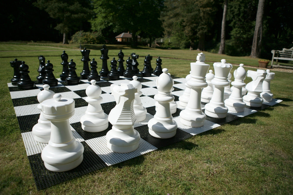 Kunststoff-Figuren für Outdoor-/Gartenschach (Königshöhe 64 cm) - Kunststoff-Figuren für Outdoor-/Gartenschach (Königshöhe 64 cm)