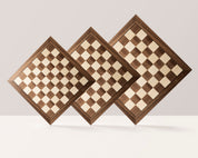 Schachbrett aus Holz Nr. 5+ - Nussbaumrahmen (54 × 54 cm)