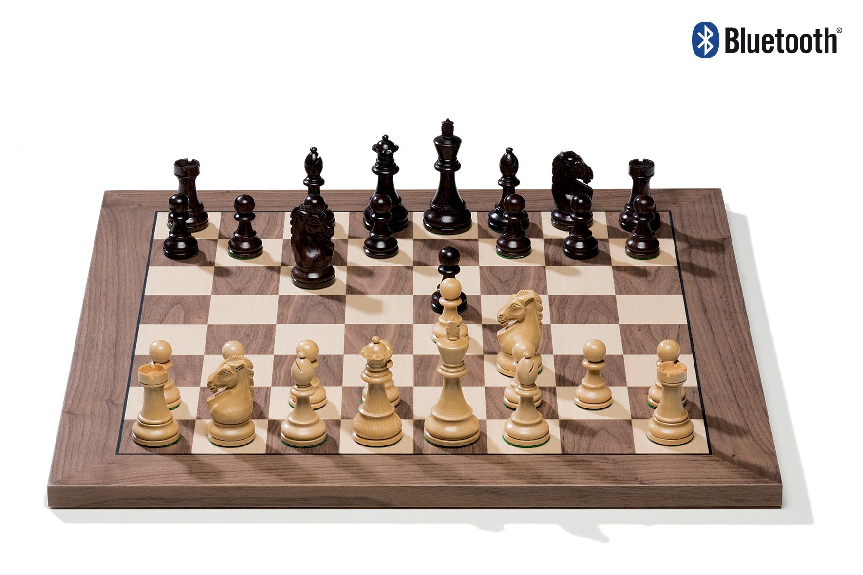DGT_20e-Board_20Walnut_20Royal_20with_20Bluetooth_20logo.jpg