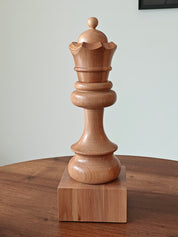 Schachpokal aus Holz - Weißer Hetman
