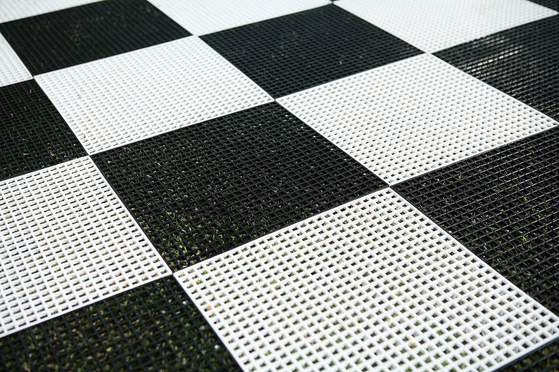 giant-chessboard.jpg