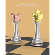 Eleganter Schach-Anhänger Meta[l]morphose - Königin