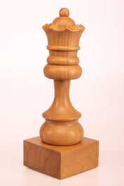 Schachpokal aus Holz - Weißer Hetman